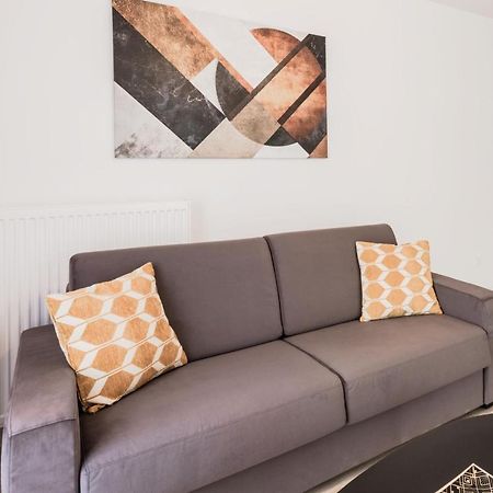 Loggia Disneyland Bmyguest Apartment Шеси Екстериор снимка