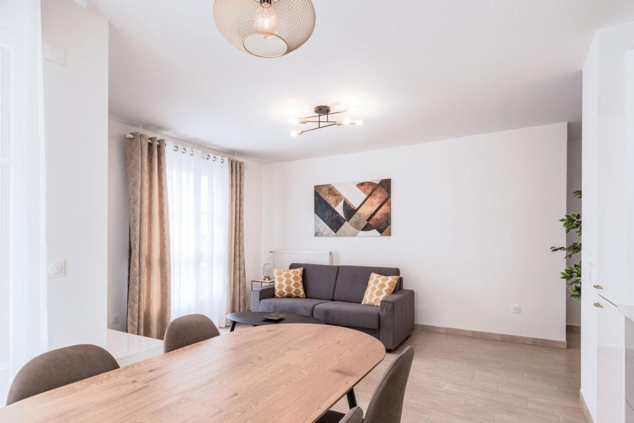 Loggia Disneyland Bmyguest Apartment Шеси Екстериор снимка